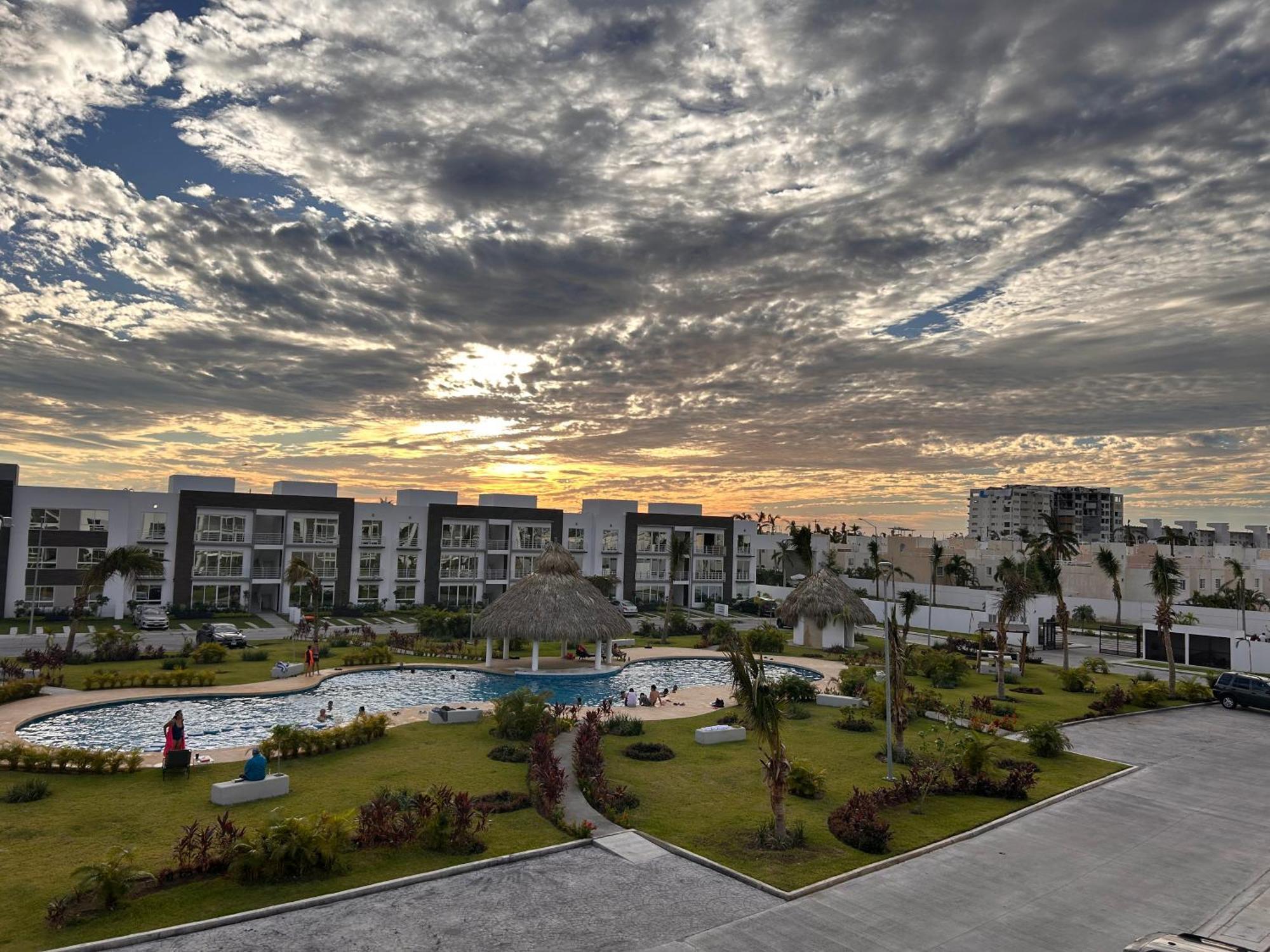 Hermoso Apartamento Con Club De Playa Acapulco Extérieur photo